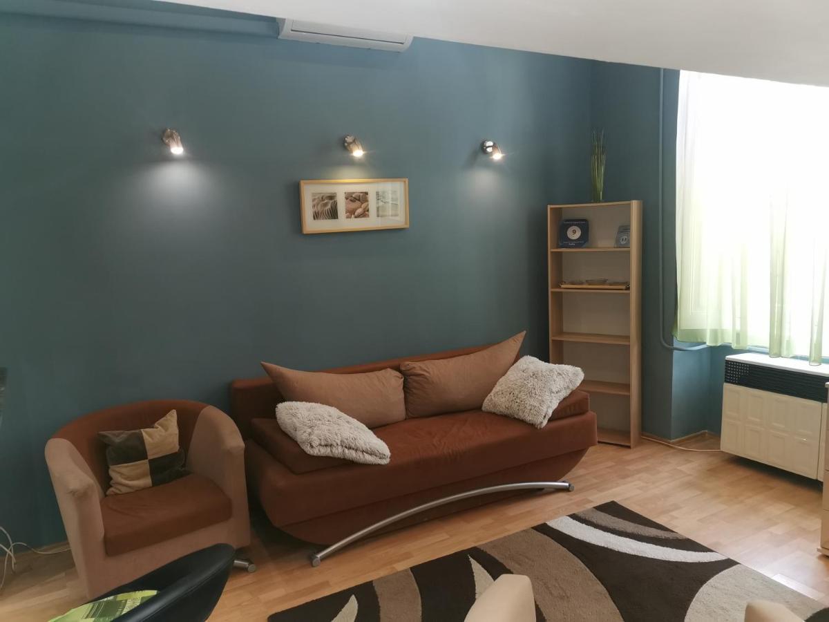 Galeria Apartman Seghedin Exterior foto
